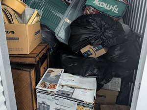 5 x 5 storage unit in Downers Grove, IL