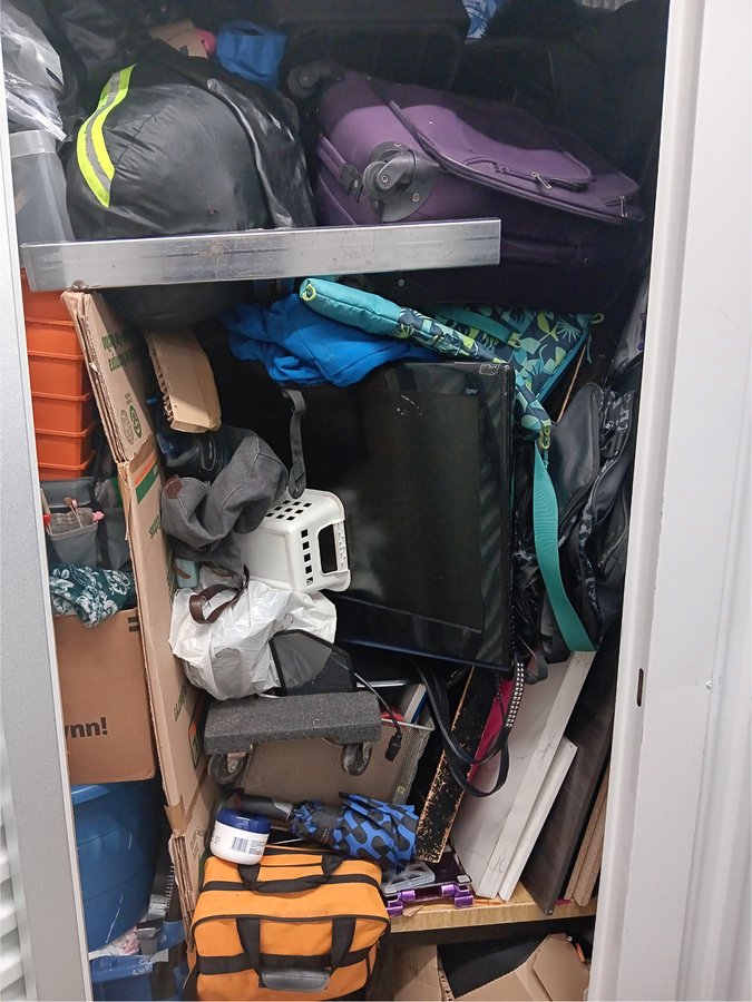 5 x 10 storage unit in Shoreline, WA