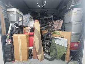 10 x 10 storage unit in Houston, TX