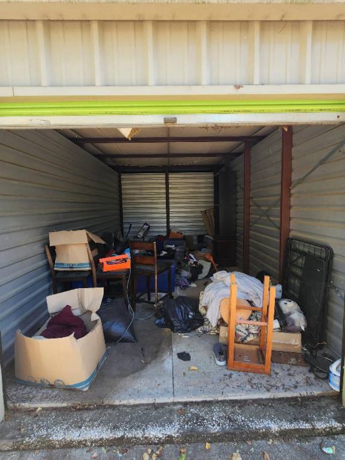 10 x 20 storage unit in Beaumont, TX