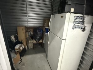 10 x 10 storage unit in Moreno Valley, CA