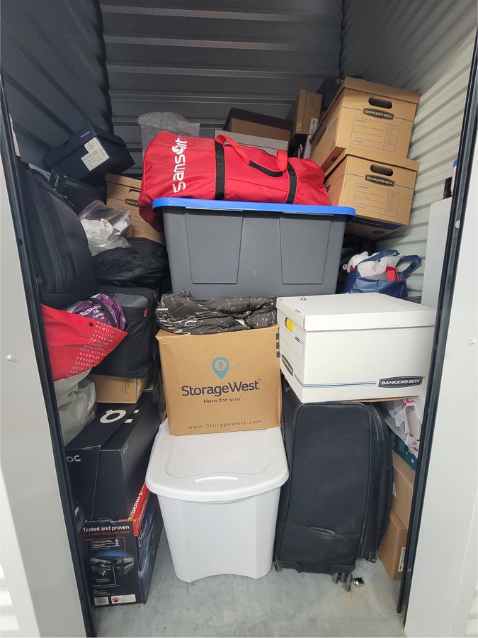 5 x 5 storage unit in Houston, TX