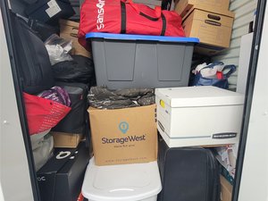 5 x 5 storage unit in Houston, TX