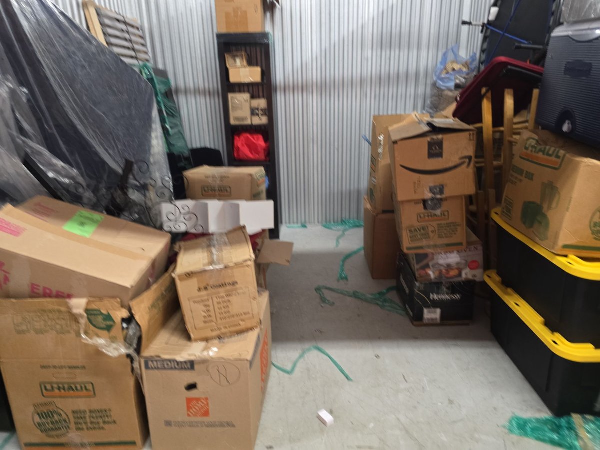 10 x 10 storage unit in New Orleans, LA