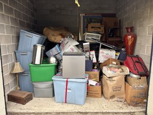 10 x 10 storage unit in Arabi, LA