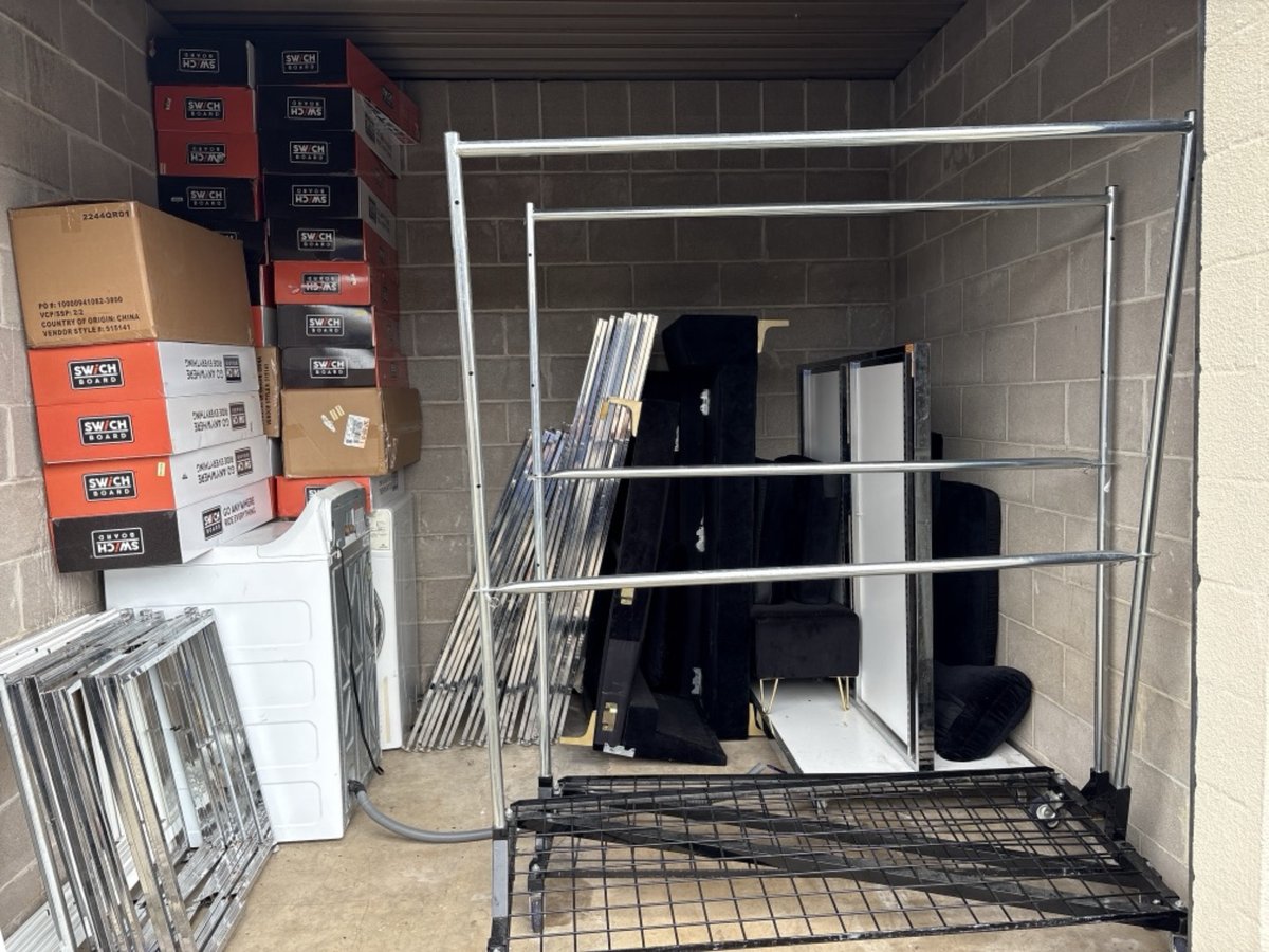 10 x 10 storage unit in Arabi, LA