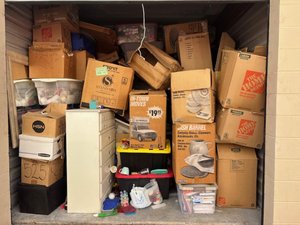 10 x 10 storage unit in Houston, TX