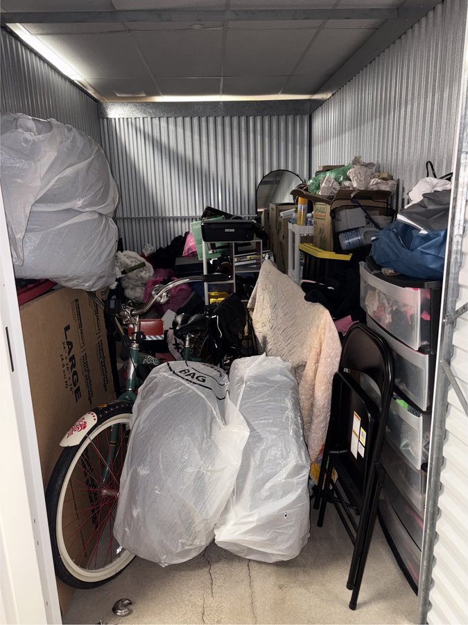 10 x 10 storage unit in Hopkins, MN