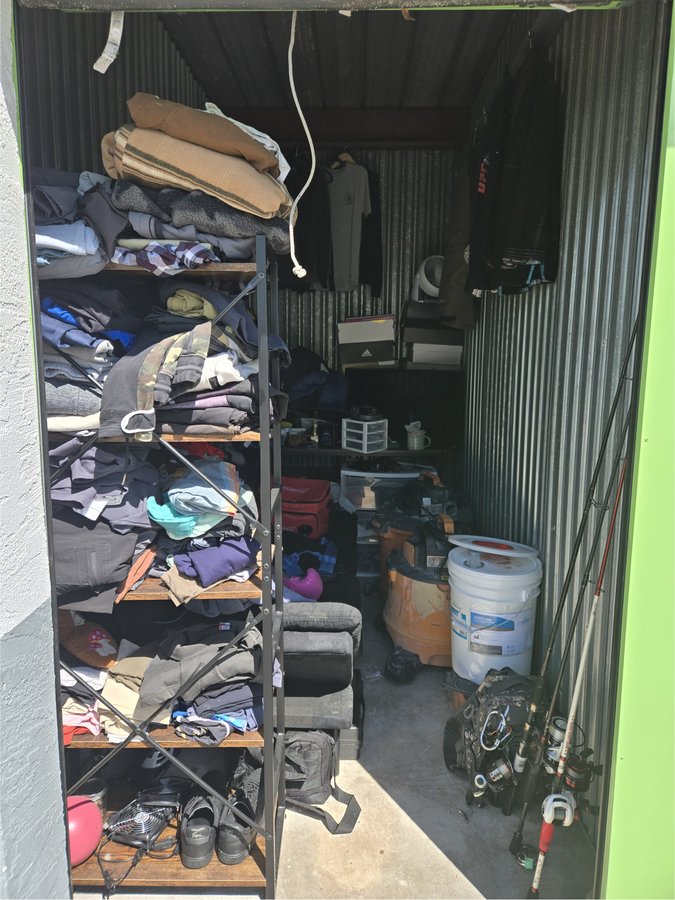 5 x 10 storage unit in Miami, FL