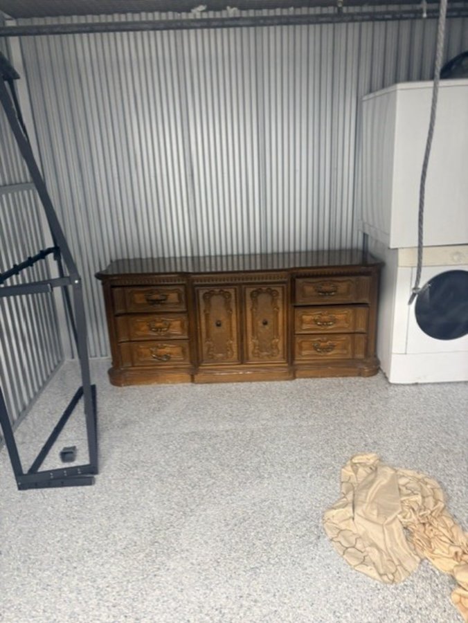 10 x 10 storage unit in Rochester, NY