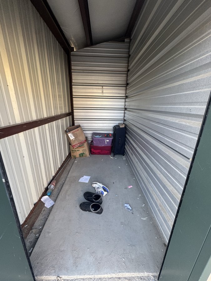 5 x 10 storage unit in Fargo, ND