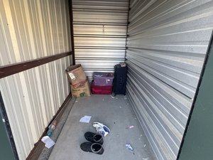 5 x 10 storage unit in Fargo, ND