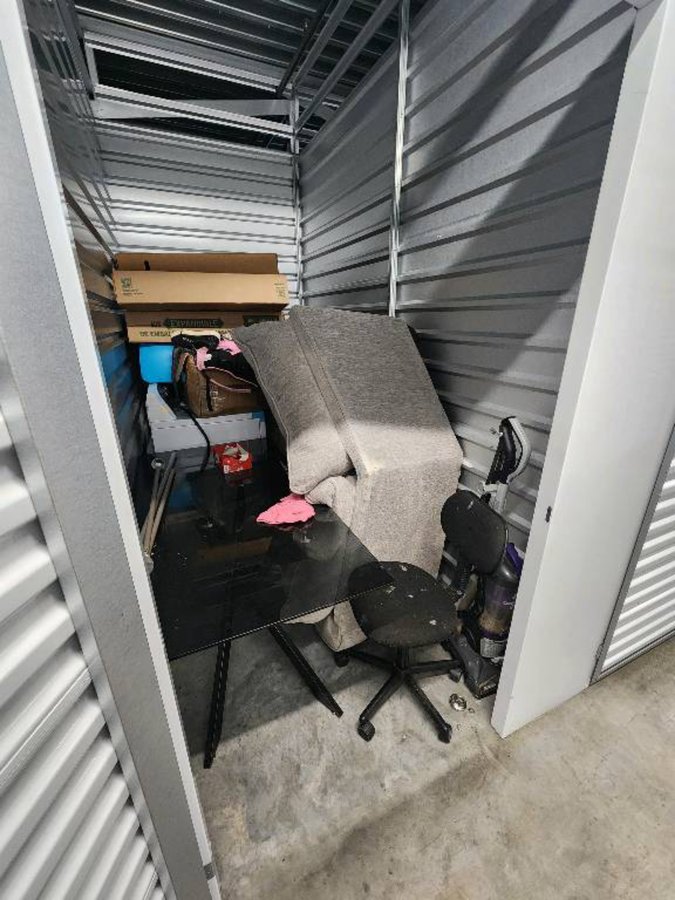 5 x 10 storage unit in Tallahassee, FL