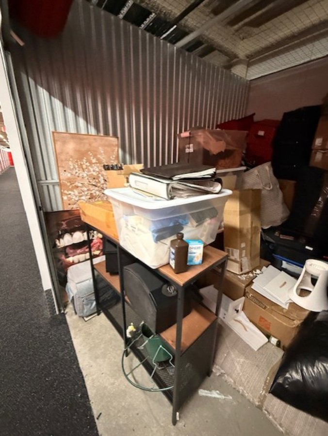 10 x 10 storage unit in Arlington, VA
