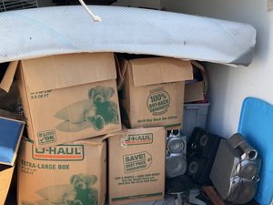 10 x 10 storage unit in Saint Petersburg, FL