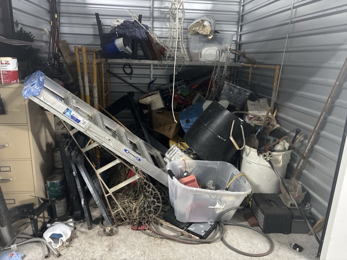 10 x 10 storage unit in Belle Chasse, LA