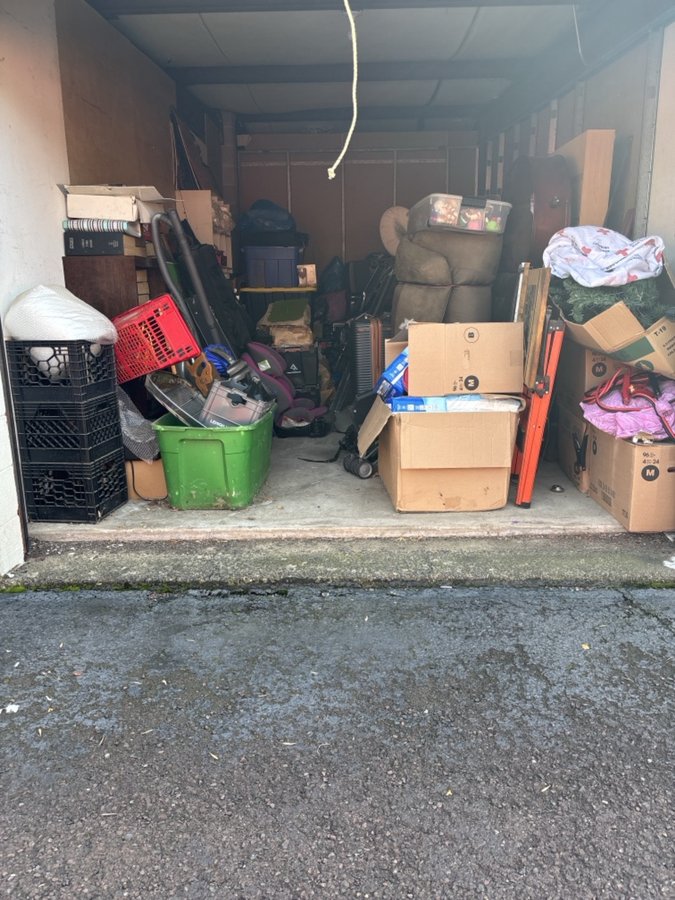 10 x 20 storage unit in Willow Grove, PA