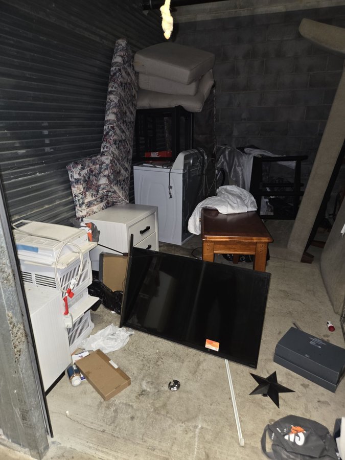 10 x 15 storage unit in Suitland, MD