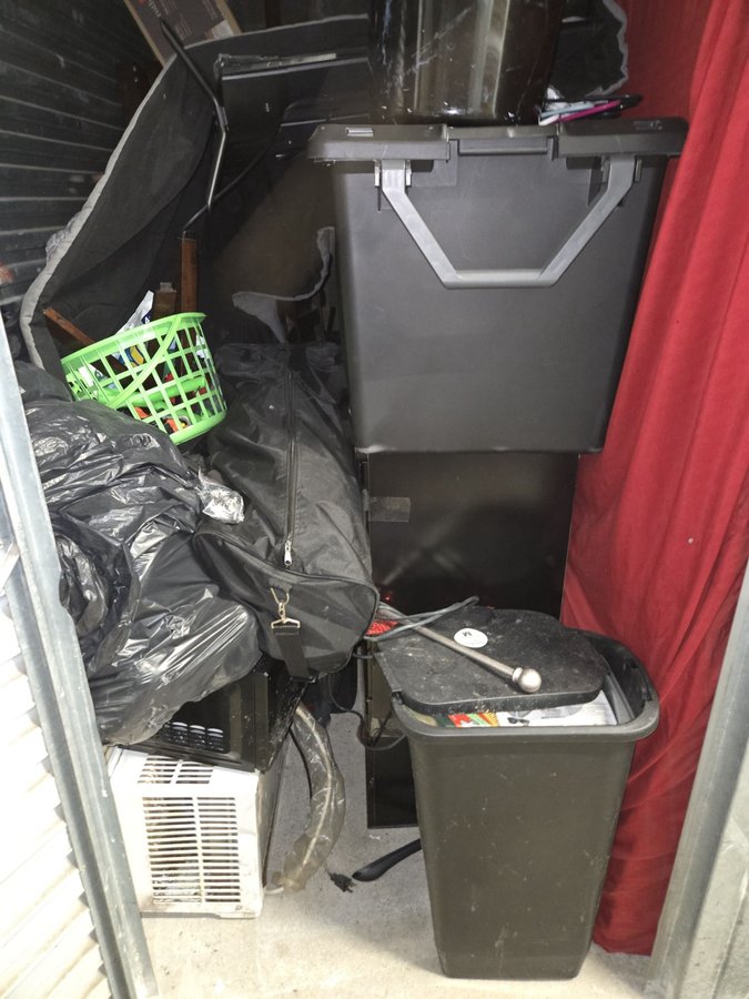5 x 10 storage unit in Suitland, MD