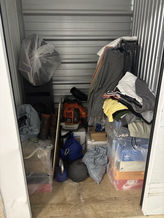5 x 5 storage unit in Chalmette, LA