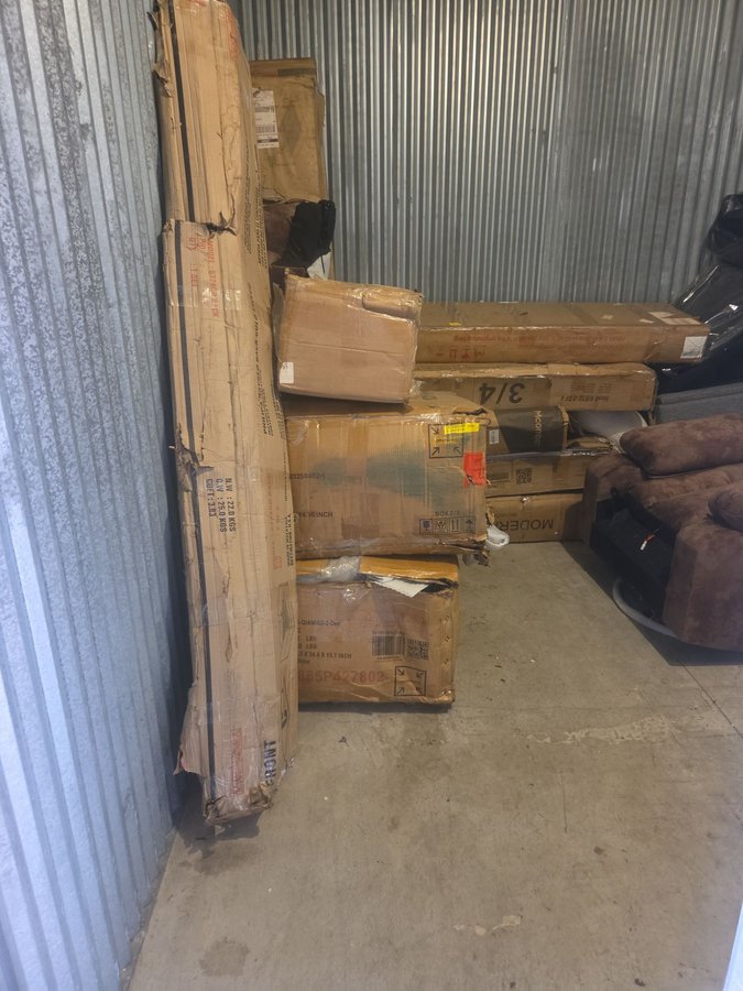 10 x 10 storage unit in Columbus, OH