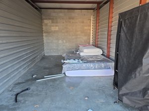 10 x 20 storage unit in Harvey, LA