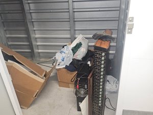 5 x 8 storage unit in El Cajon, CA