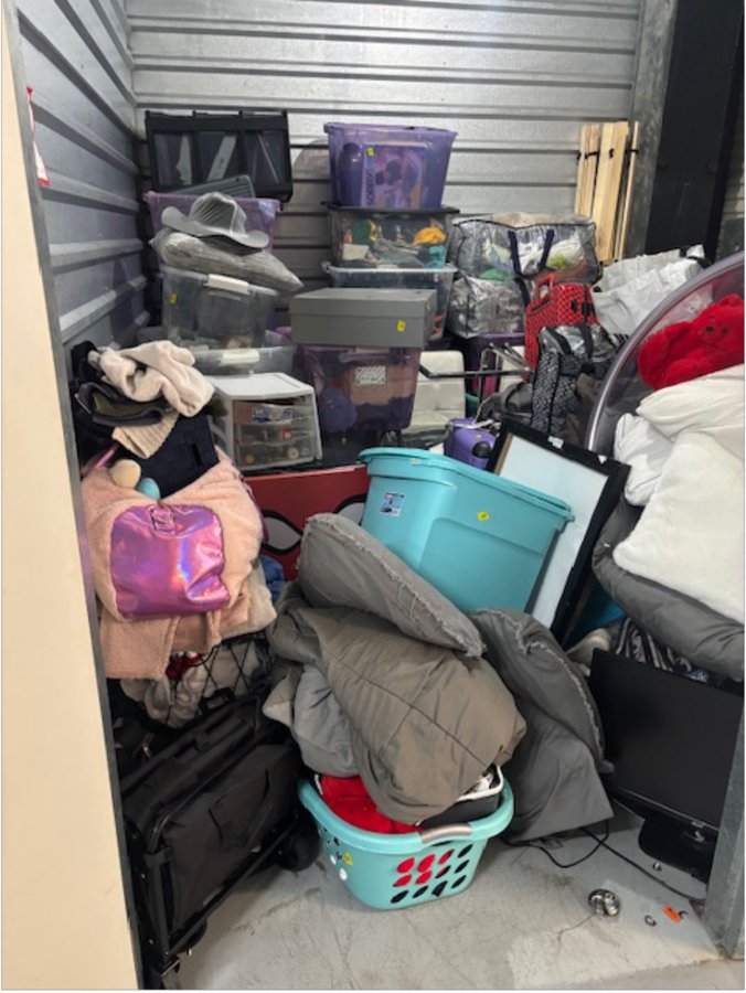 10 x 10 storage unit in Houston, TX