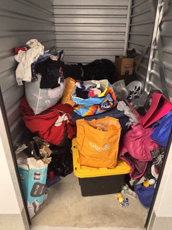 5 x 10 storage unit in Bolingbrook, IL