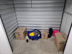 7 x 5 storage unit in Dallas, TX