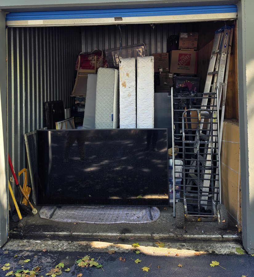 10 x 14 storage unit in Vancouver, WA