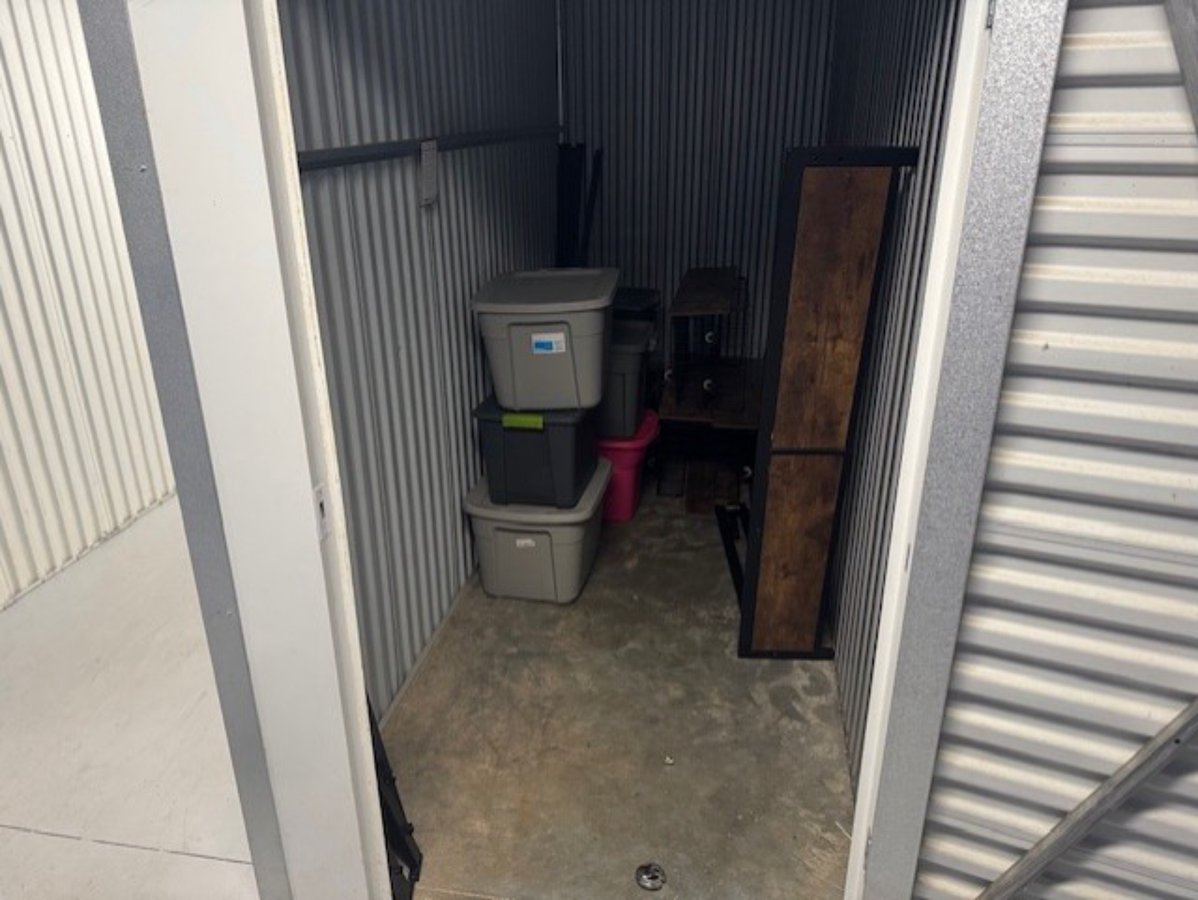 5 x 10 storage unit in Norcross, GA