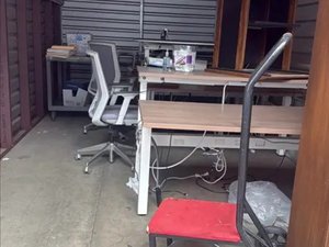 10 x 20 storage unit in Orange, CA