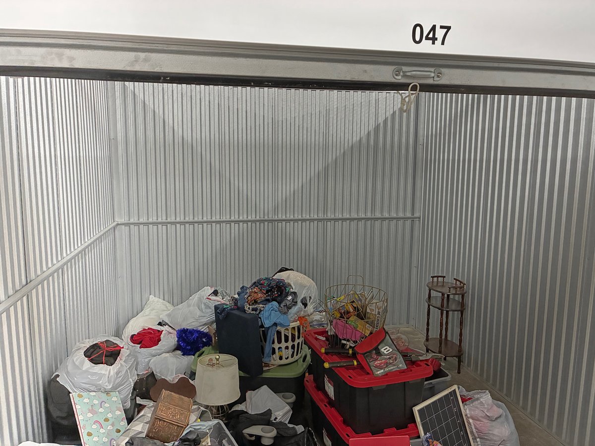 10 x 10 storage unit in Fort Smith, AR