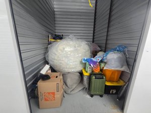 7 x 10 storage unit in Houston, TX