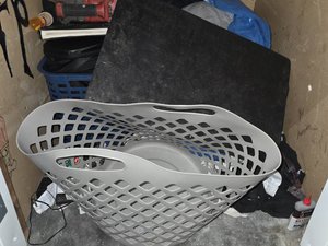 3 x 3 storage unit in Hawthorne, CA