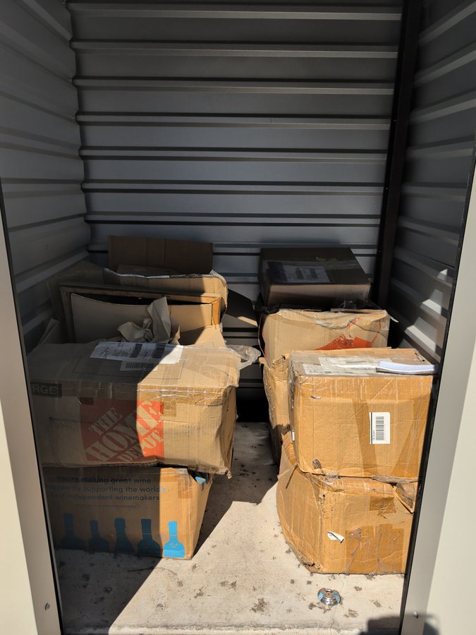 5 x 5 storage unit in Tucson, AZ
