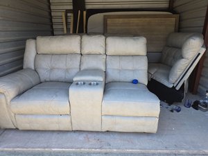 10 x 10 storage unit in Slidell, LA