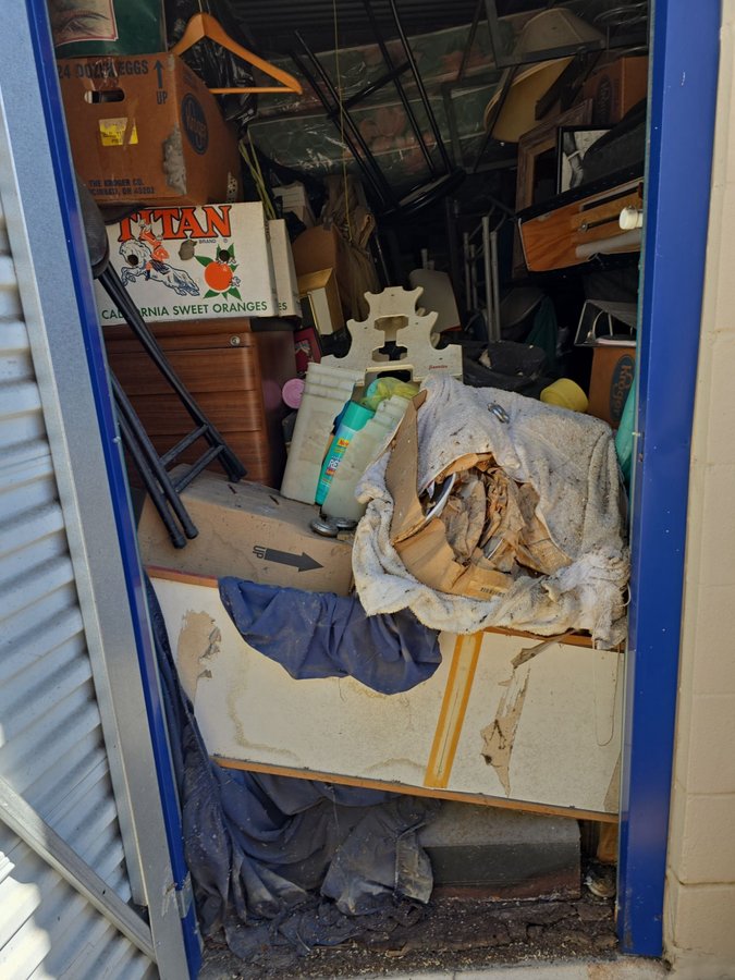 10 x 10 storage unit in Gretna, LA