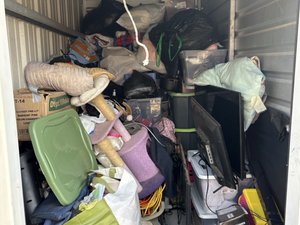 5 x 10 storage unit in Pearl River, LA
