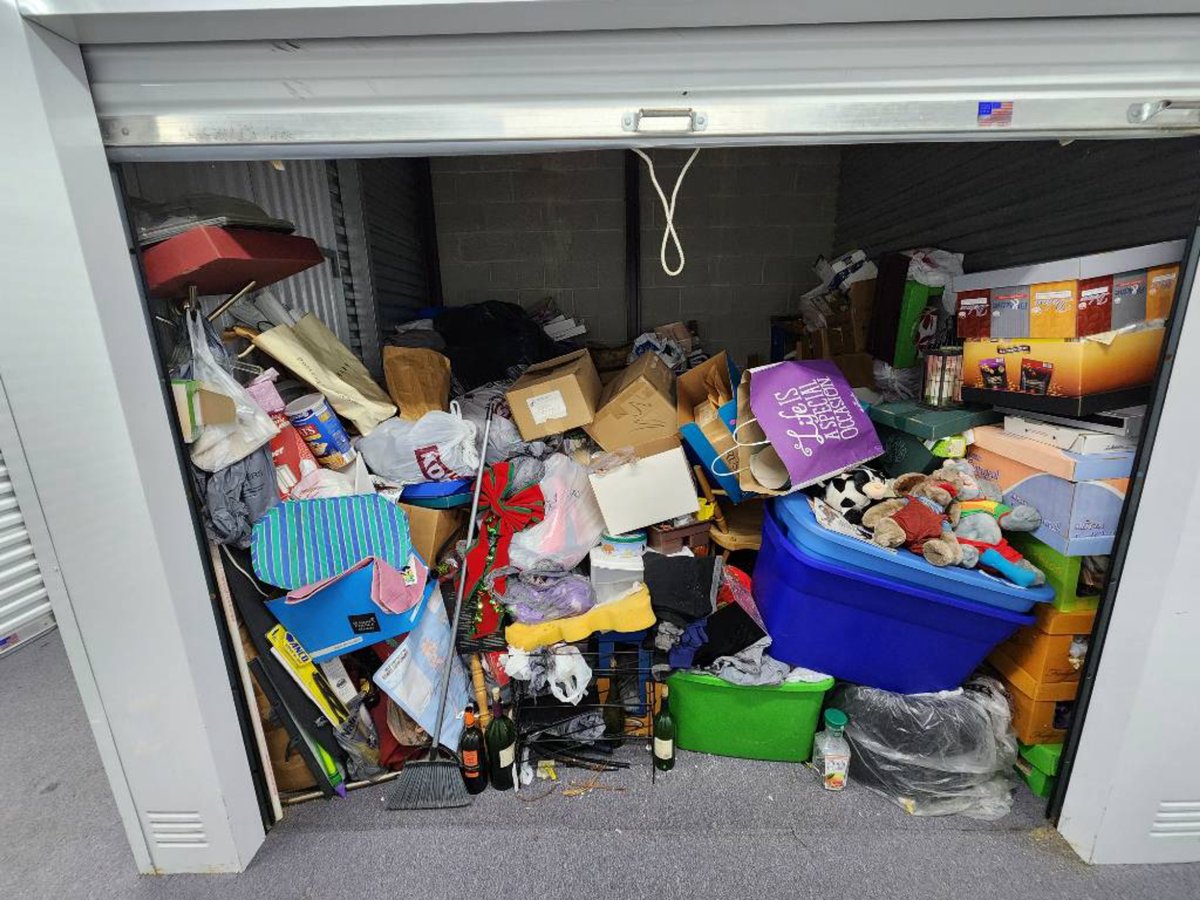 10 x 10 storage unit in Schaumburg, IL