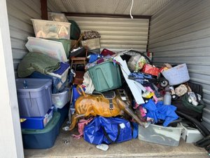 10 x 10 storage unit in Tyler, TX