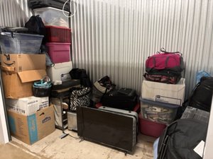 10 x 5 storage unit in Lenoir, NC