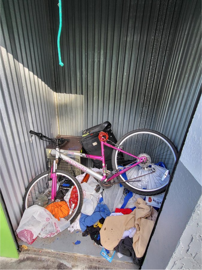 5 x 5 storage unit in West Palm Beach, FL