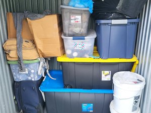 5 x 5 storage unit in West Palm Beach, FL