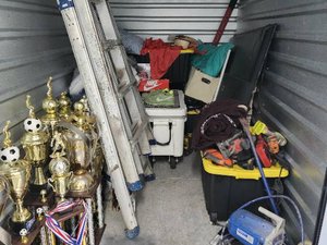 5 x 10 storage unit in Pearland, TX