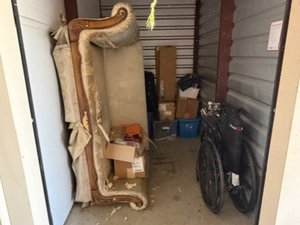 5 x 10 storage unit in Tyler, TX
