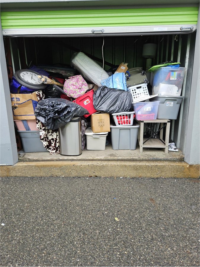 10 x 10 storage unit in Hackensack, NJ
