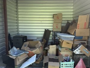 10 x 10 storage unit in Sharpsburg, GA