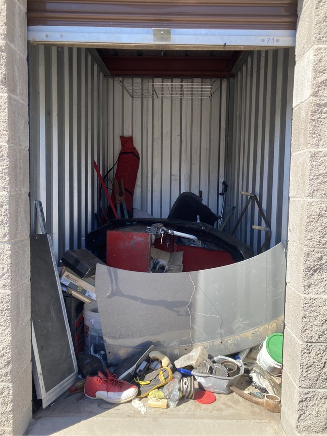 5 x 10 storage unit in Tucson, AZ